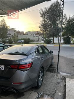 نيسان سنترا